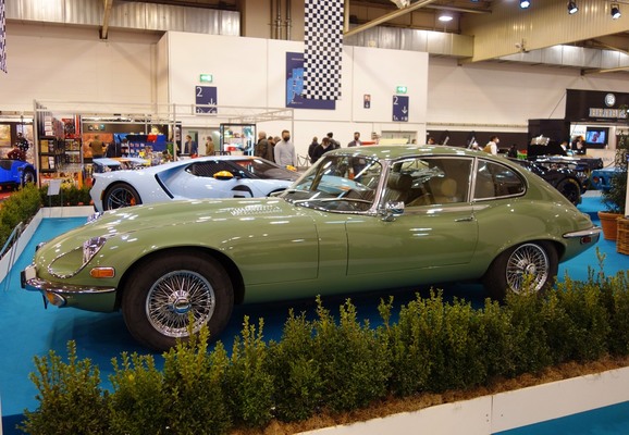 Bild Jaguar E-Type 2+2 (1968) – 60-Jahre-Jubiläumsfeier bei SIHA – Essen Motor Show 2021