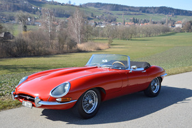 Jaguar E-Type 3,8-Litre Roadster (1963) - als Lot 23 an der Versteigerung der Oldtimer Galerie Toffen anlässlich der Dolder Classics am 11. Juni 2016