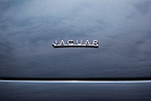 Jaguar E-Type 3.8 S1 Coupé (1961) - Schriftzug - an der Dolder-Versteigerung der Oldtimer Galerie am 11. Juni 2016