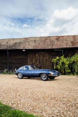 Jaguar E-Type 3.8-litre 'Series 1' Coupé (1963) - als Lot 242 an der Goodwood Revival Versteigerung von Bonhams am 9. September 2017