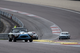 Jaguar E-Type 3.8L (1963) am Grand Prix de l'Age d'Or 2016 in der Kategorie "Sixties Endurance"