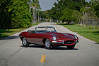 Image: Jaguar E-Type 4.2-Litre Roadster (1967) - offered as lot 153 at the RM/Sotheby's Arizona auction on January 26, 2023