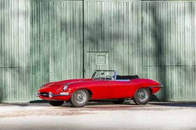 Jaguar E-Type 4.2-Litre Series 1 1/2 Roadster (1967) - as lot 182 at the Bonhams auction at the Goodwood Members Meeting on March 29, 2020
