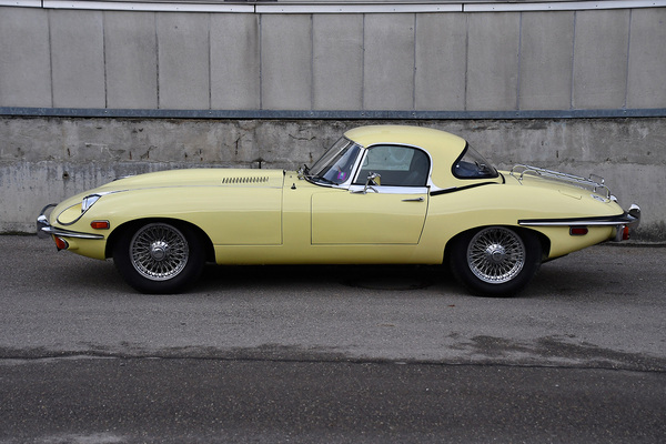 Jaguar E-Type 4.2-Litre Series 2 Roadster (1969) - als Lot 119 an der Versteigerung der Oldtimer Galerie in Gstaad am 29. Dezember 2022