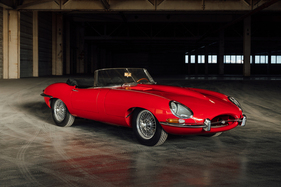 Jaguar E-Type 4.2 OTS (1964) - als Lot 261 angeboten an der Bonhams Les Grandes Marques du Monde au Grand Palais Paris Versteigerung am 3. Februar 2022
