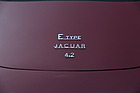 Jaguar E Type Coupé (1965) - Beschriftung auf dem Heck