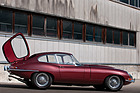 Jaguar E Type Coupé (1965) - die Hecktüre öffnet zur linken Seite