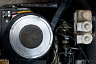 Jaguar E Type Coupé (1965) - einen Blick auf Details im Motorraum