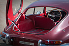 Jaguar E Type Coupé (1965) - gut zu beladen, aber nicht unendlich gross