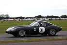 Bild: Jaguar E Type Lightweight Lowdrag Coupé (1963) - im Rennen der RAC TT Celebration am Goodwood Revival 2012