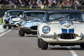Jaguar E-Type Roadster (1961) – "Moss Trophy" für geschlossene GT-Sportwagen von 1958 bis 1962 (1961)