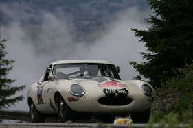 Jaguar E Type S1 (1961) - an der Ennstal Classic 2011 (EP4 117)
