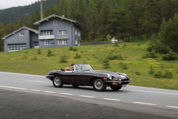 Jaguar E-Type S2 4.2 OTS (1970) - 30. BCCM St. Moritz “Safari Edition” 2024