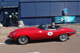 Jaguar E-Type S2 OTS (1969) - am Oldtimer Grandprix Safenwil 2014