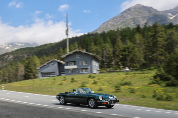 Jaguar E-Type S3 OTS (1973) - 30. BCCM St. Moritz “Safari Edition” 2024