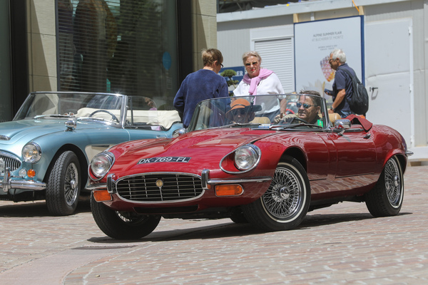 Jaguar E-Type S3 OTS (1974) - 30. BCCM St. Moritz “Safari Edition” 2024