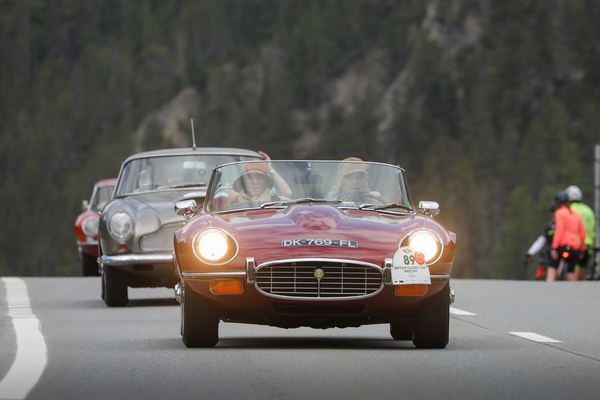 Jaguar E-Type S3 OTS (1974) - 30. BCCM St. Moritz “Safari Edition” 2024