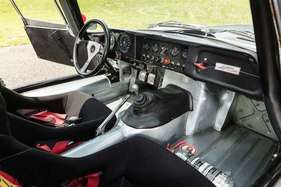 Jaguar E-Type Série 1 Coupé 3.8L Lightweight FIA GTS-Class (1963) - als Lot 110 an der Artcurial-Versteigerung anlässlich der Le Mans Classic 2018 (1963)