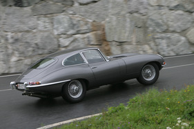 Jaguar E-Type Serie 1 von 1963 - Die nächste Steigung kommt bestimmt ...