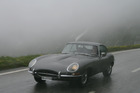 Jaguar E-Type Serie 1 von 1963 - Eleganz im Nebel
