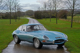 Bild Jaguar E-Type 'Series 1' (1966) - als Lot 352 an der Bonhams Versteigerung in London Olympia am 7. Dezember 2016