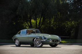 Jaguar E-Type Series 1 3.8 Coupé (1963) - als Lot 035 angeboten an der Bonhams Quail Lodge Auction am 19. August 2016 (1963)