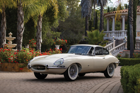 Jaguar E-Type Series 1 3.8-Litre Coupe (1961) - als Lot 236 an der RM/Sotheby's Versteigerung in Monterey am 24./25. August 2018