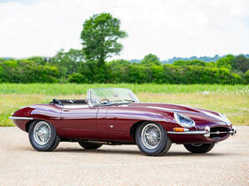 Jaguar E-Type Series 1 3.8-Litre 'Flat Floor' Roadster (1961) - als Lot 112 an der Bonhams Goodwood Festival of Speed Versteigerung 2025