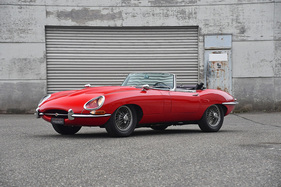Jaguar E-Type Series 1 3.8-Litre Flat Floor Roadster von 1961 - gemeldet für die Versteigerung der Oldtimer Galerie an der Swiss Classic World 2026 Jaguar E-Type Series 1 3.8-Litre Flat Floor Roadster von 1961 - gemeldet für die Versteigerung der Oldtimer Galerie an der Swiss Classic World 2026