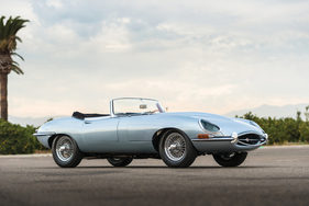 Jaguar E-Type Series 1 3.8-Litre Roadster (1963) - as lot 171 at the RM/Sotheby's Arizona auction on January 18, 2018