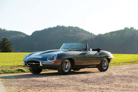 Jaguar E-Type Series 1 3.8-Litre Roadster (1964) - als Lot 249 angeboten an der RM/Sotheby's "Open Roads, The European Summer" Auction 2020