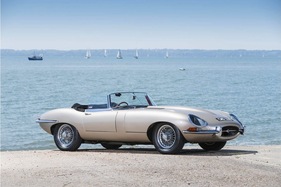 Jaguar E-Type 'Series 1' 3.8-Litre Roadster (1964) - als Lot 303 angeboten an der Bonhams Versteigerung anlässlich des Goodwood Festival of Speed am 27. Juni 2014
