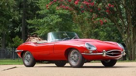 Jaguar E-Type Series 1 3.8 Roadster (1963) - as 153 at the Broad Arrow "The Las Vegas Auction" 2025