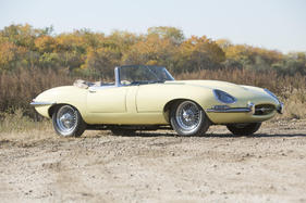 Jaguar E-Type Series 1 3.8 Roadster (1963) - als Lot 126 angeboten an der Bonhams-Versteigerung von Scottsdale am 15. Januar 2015