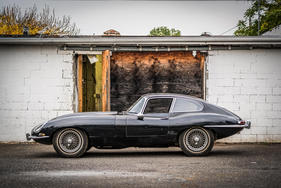 Jaguar E-Type Series 1 4.2 Coupé (1965) - als Lot 009 angeboten an der Bonhams Scottsdale Versteigerung am 28. Januar 2016 (1965)