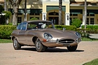 Bild: Jaguar E-Type Series 1 4.2 Fixed Head Coupe (1966) - Lot 68 an der Bonhams Amelia Island Versteigerung am 29. Februar 2024
