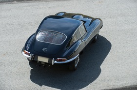 Jaguar E-Type Series 1 4.2-Litre Fixed Head Coupé (1966) - als Lot 132 an der RM/Sotheby's Versteigerung in London am 7. September 2015