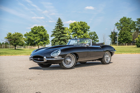 Jaguar E-Type Series 1 4.2-Litre Roadster (1965) - angeboten als Lot 185 an der RM/Sotheby's Versteigerung in Hershey am 11./12. Oktober 2018
