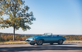 Jaguar E-Type Series 1 4.2-Litre Roadster (1967) - als Lot 152 an der RM/Sotheby's Arizona Versteigerung 2017 angeboten
