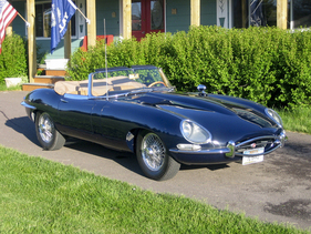 Jaguar E-Type Series 1 4.2-Litre Roadster (1967) - als Lot 179 an der RM/Sotheby's Open Roads Octobre 2021 Versteigerung vom 6. bis 13. Oktober 2021