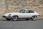 Bild: Jaguar E-Type Series 1 FHC (1961) - angeboten als Lot 515 an der Silverstone Classic Live Online Auction 2020 vom 31. Juli / 1. August 2020