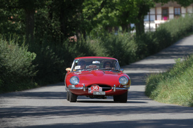 Jaguar E-Type Series 1 FHC 4,2 Litre (1965) - an der OCC Jungfrau-Rallye 2016