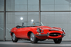 Bild: Jaguar E-Type Series 1 'Flat Floor' Roadster (1961) - als Lot 273 an der Bonhams Versteigerung in Paris am 6. Februar 2020
