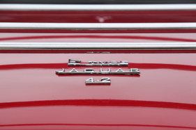 Jaguar E-Type Series 2 (1970) - Schriftzug auf dem Heck