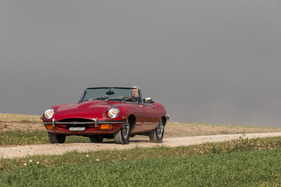 Jaguar E-Type Series 2 (1970) - ob er nun 190 oder 220 km/h läuft, kümmert heute die wenigsten Besitzer