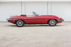 Jaguar E-Type Series 2 (1970) - trotz Designkorrekturen immer noch eine Schönheit