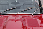 Jaguar E-Type Series 2 (1970) - weiterhin drei Scheibenwischer für die flache Windschutzscheibe