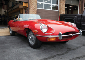Jaguar E-Type Series 2 4.2-Litre Roadster (1969) - angeboten als Lot 382 an der RM/Sotheby's Versteigerung in Hershey am 11./12. Oktober 2018
