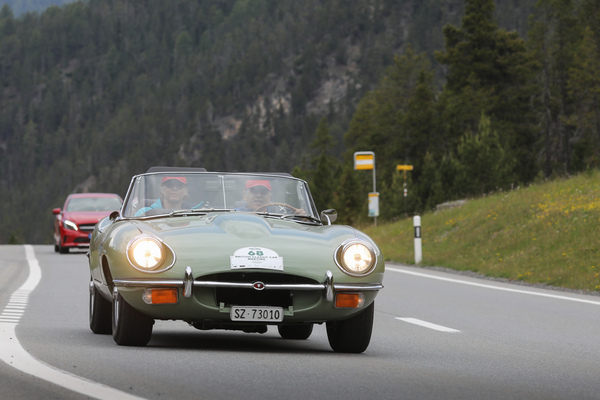 Jaguar E-Type Series 2 OTS (1968) - 30. BCCM St. Moritz “Safari Edition” 2024
