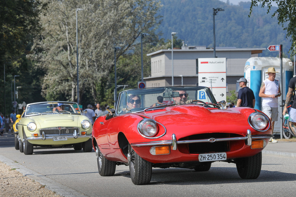 Jaguar E-Type Series 2 OTS (1969) - Lägern Classic 2024